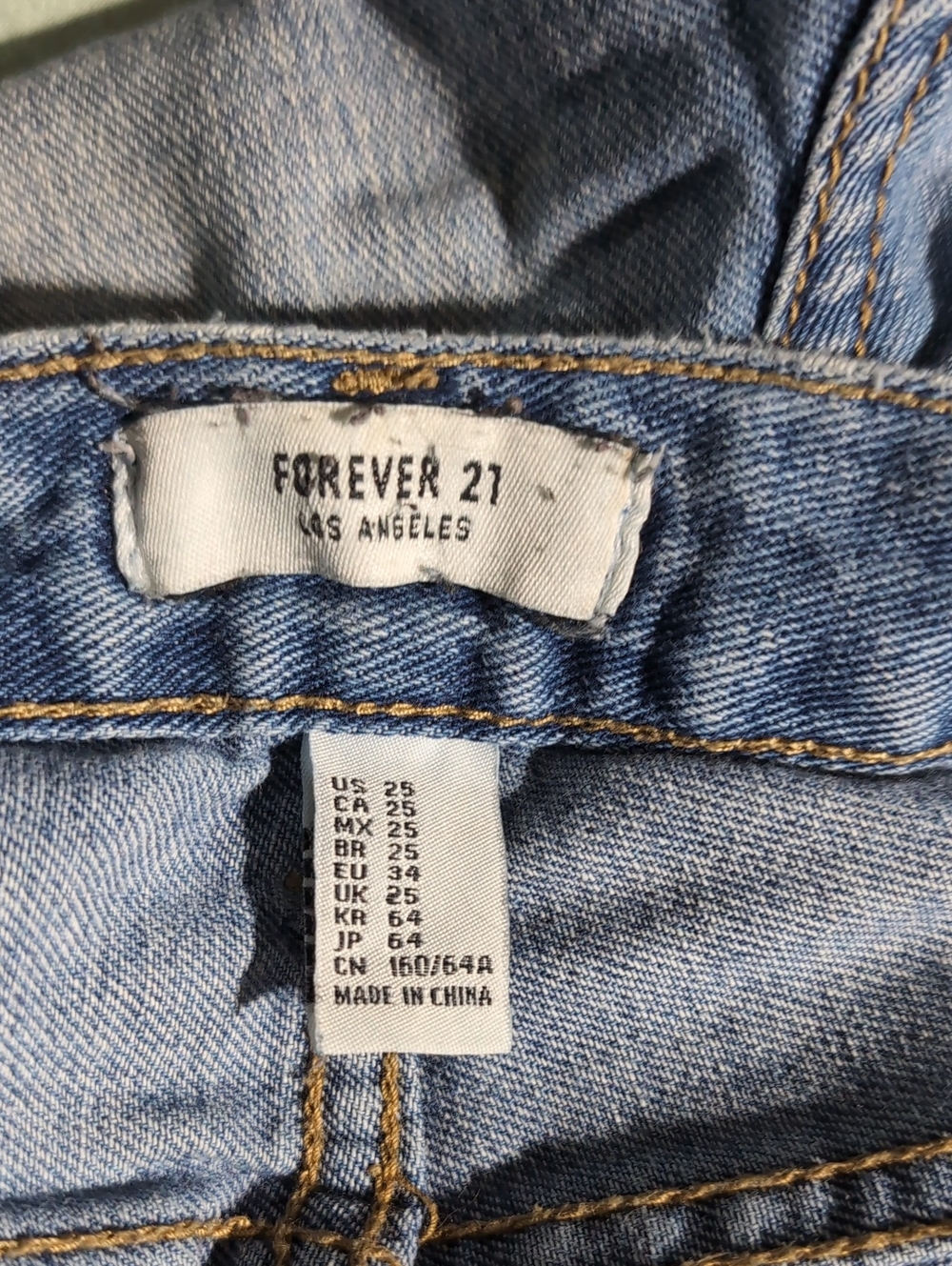 US 25" Forever 21 7/8 Distressed Jeans - Picture 3 of 3